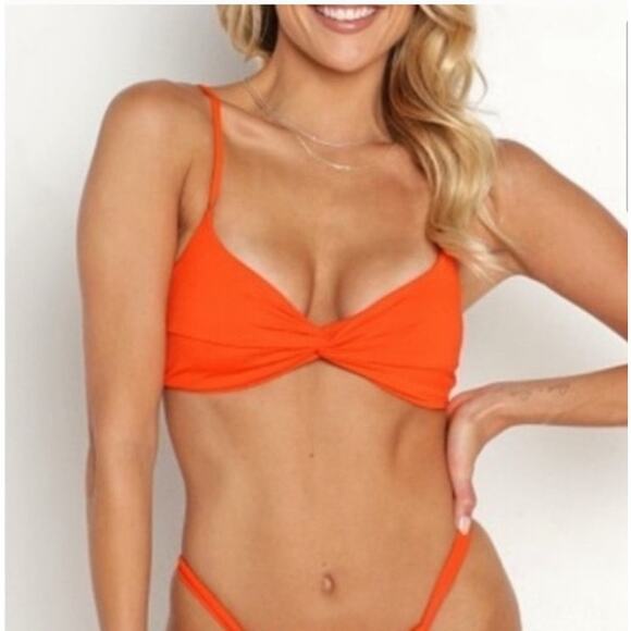 L*Space Ringo Bikini Top in Poppy Orange Size Small Adjustable - Picture 1 of 4